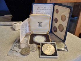 Collection of Various Vintage Coins inc Troy Ounce Sterling Silver Example, plus a Florin and a Quar