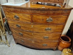 Antique Bow-Fronted Two-Over-Three Chest of Drawers w/ Inlaid Wood - 109x101x53cm