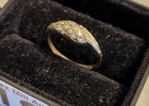 Vintage 9ct Gold and Diamond Dress Ring - size O