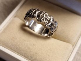 9ct White Gold Wedding Band, 3.4g and size N