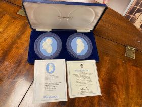 Pair of Boxed Wedgwood Portrait Medallions Approx 12cm x 10cm of Josiah Wedgwood FRS(1730-1795) and