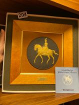 Boxed Wedgwood Arnold Machin OBE RA Jubilee Crown Collection Large Medallion in a Maple Wood Frame A