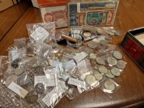 Large Collection of British and International Currency & Coins inc a number of pre-194 British Silve