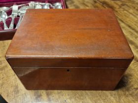 Vintage Oak Sewing Box w/Habadashery accessories