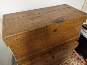 Large Pine Blanket Box