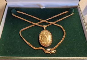 Boxed 9ct Gold Locket & Chain Necklace Set - 17.5g