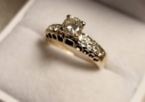 9ct Gold & Solitaire Diamond Engagement Ring, w/diamond shoulders, 2.65g & size J