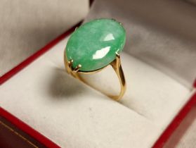 9ct Gold & Jade (Jadeite) Dress Ring - 4.05g & size P