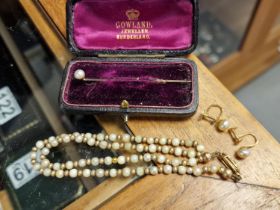 Collection of Gold & Pearl Jewellery, inc 10ct Earrings & a Necklace with a 375 clasp