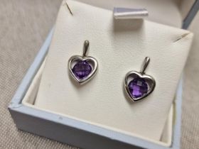 9ct Heart Shaped White Gold & Ameythst Earrings Pair - 2.95g