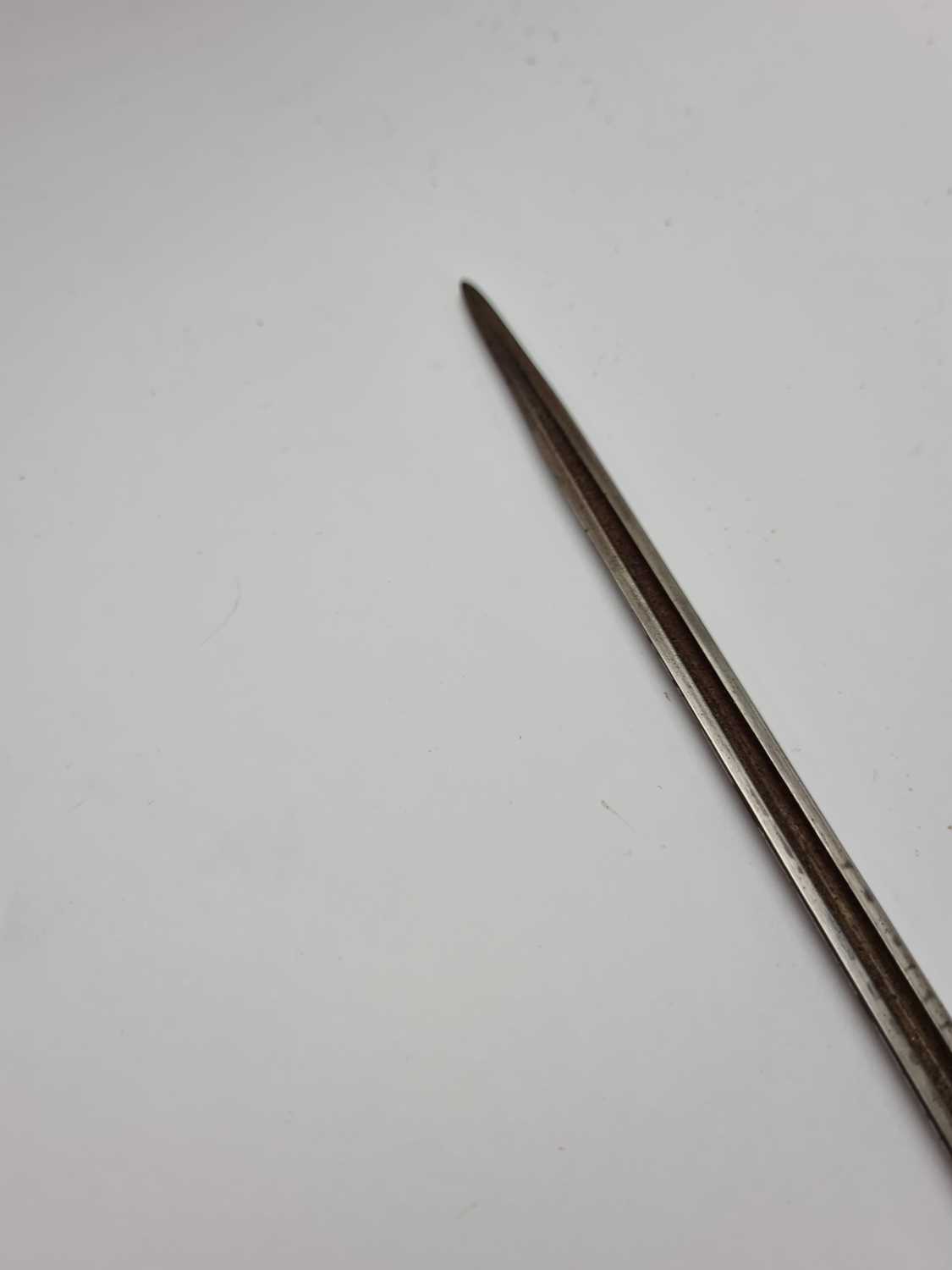 Malacca sword cane with London silver top, hallmarked 1912 - Image 7 of 8