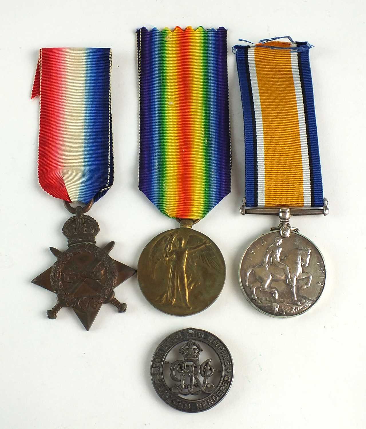 First World War trio to Pte. E Lewis, Welsh Regiment