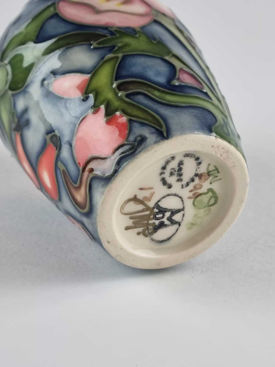 A miniature Moorcroft vase designed by Jeanne McDougall - Image 3 of 3