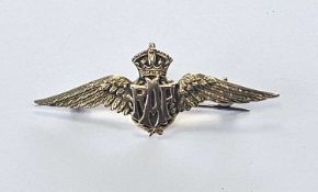 A gold RAF sweetheart brooch, stamped '9ct', HB&S for Herbert Bushell & Son LTD, probably 1930s