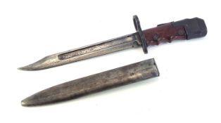 British Army Land Service bayonet, No.7 Mk1/L with other edged weapons