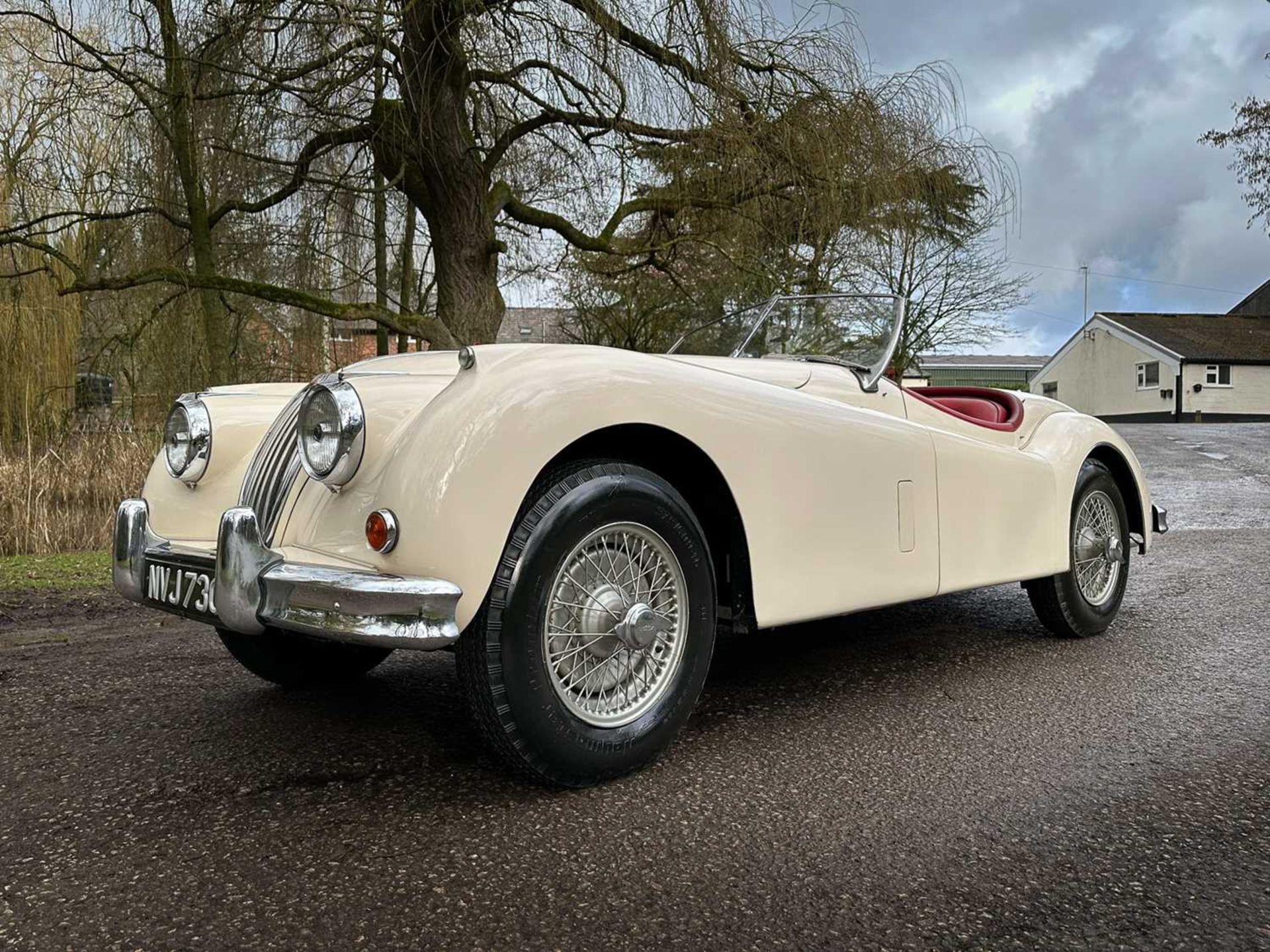 1956 Jaguar XK140 SE Roadster Home-market car. In the same family ownership for 33 years - Image 4 of 81