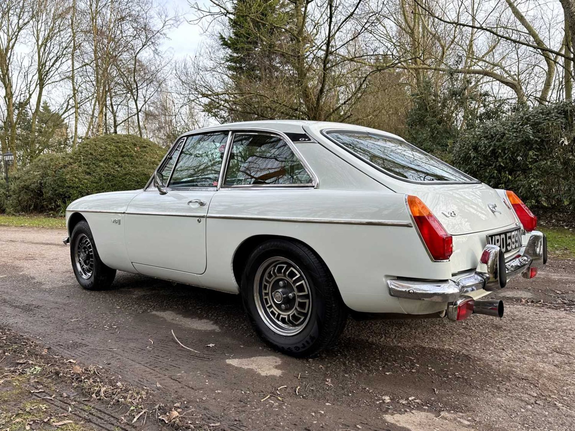 1974 MGB GT V8 Show winning car, cover star of MG Enthusiast Magazine August 2021 - Image 24 of 95