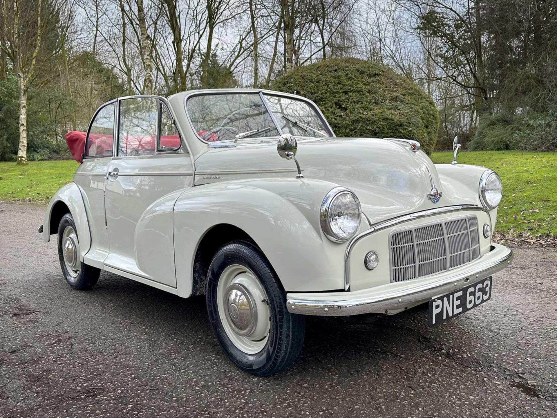 1954 Morris Minor Tourer Fully restored to concours standard - Image 9 of 100