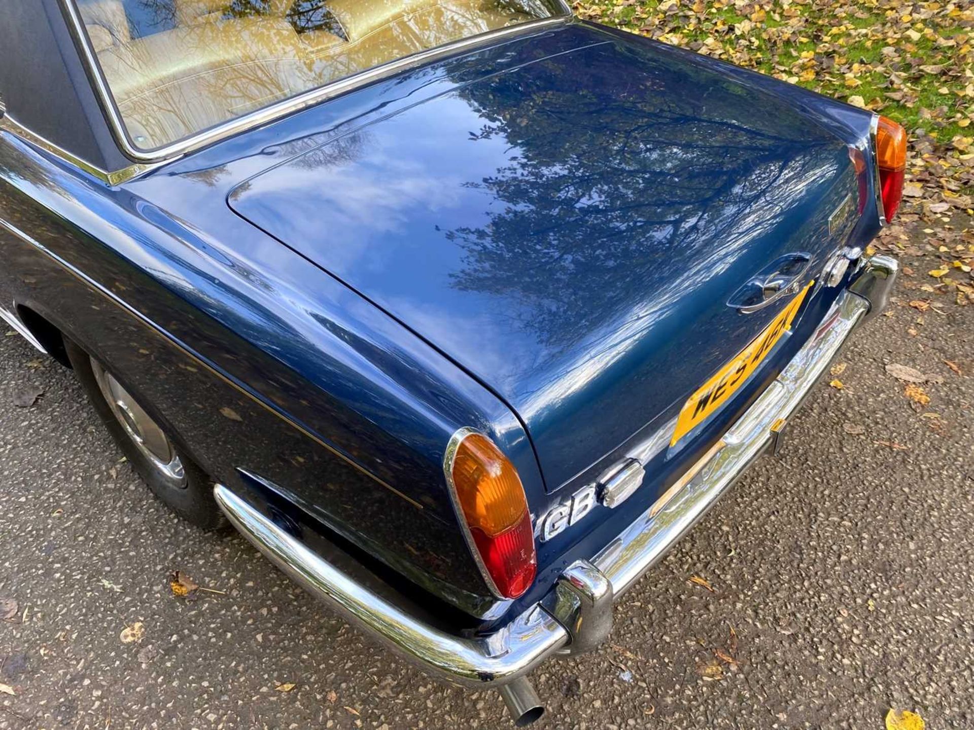 1971 Rolls-Royce Corniche Saloon Finished in Royal Navy Blue with Tobacco hide - Image 91 of 100