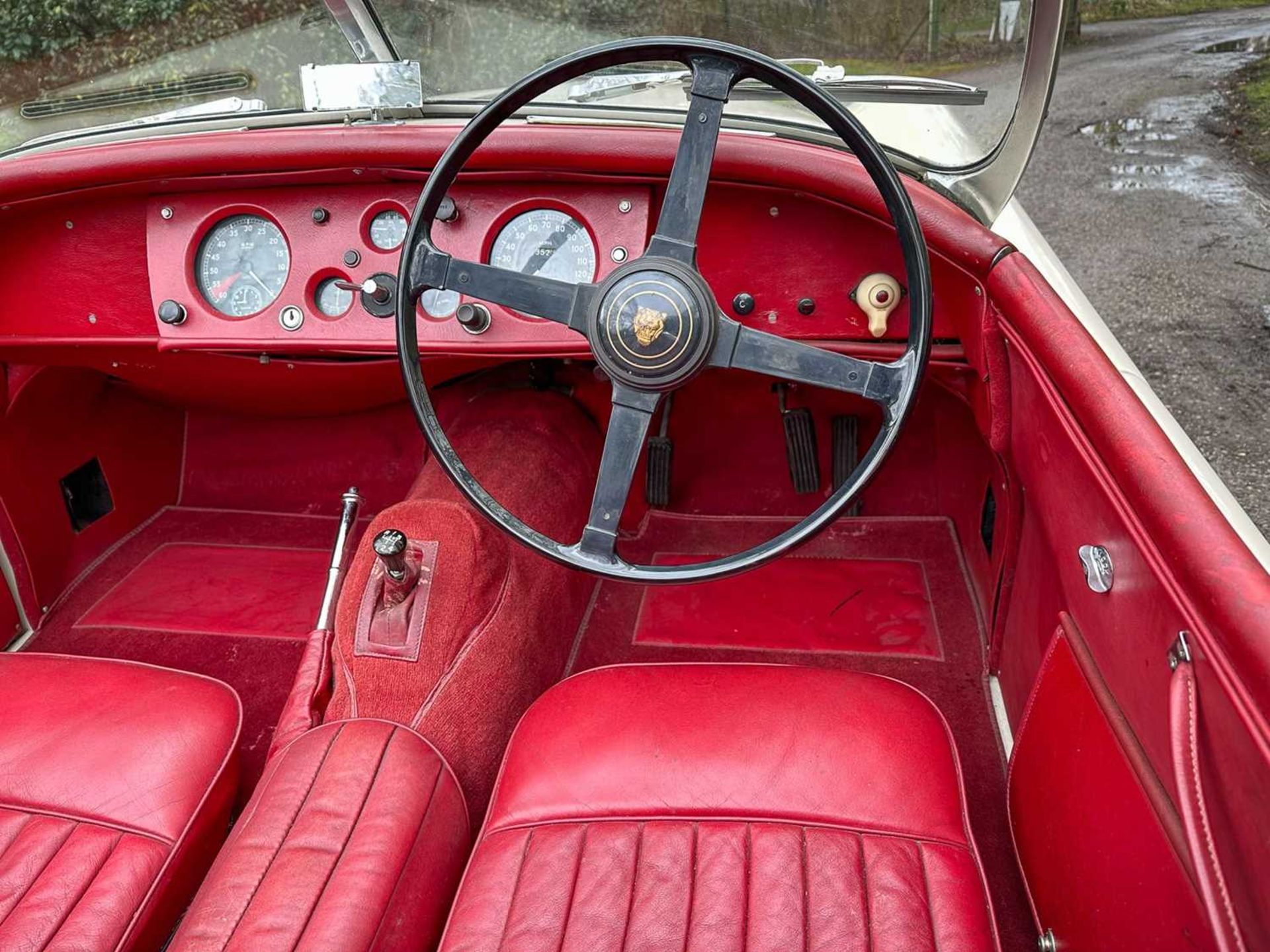 1956 Jaguar XK140 SE Roadster Home-market car. In the same family ownership for 33 years - Image 42 of 81