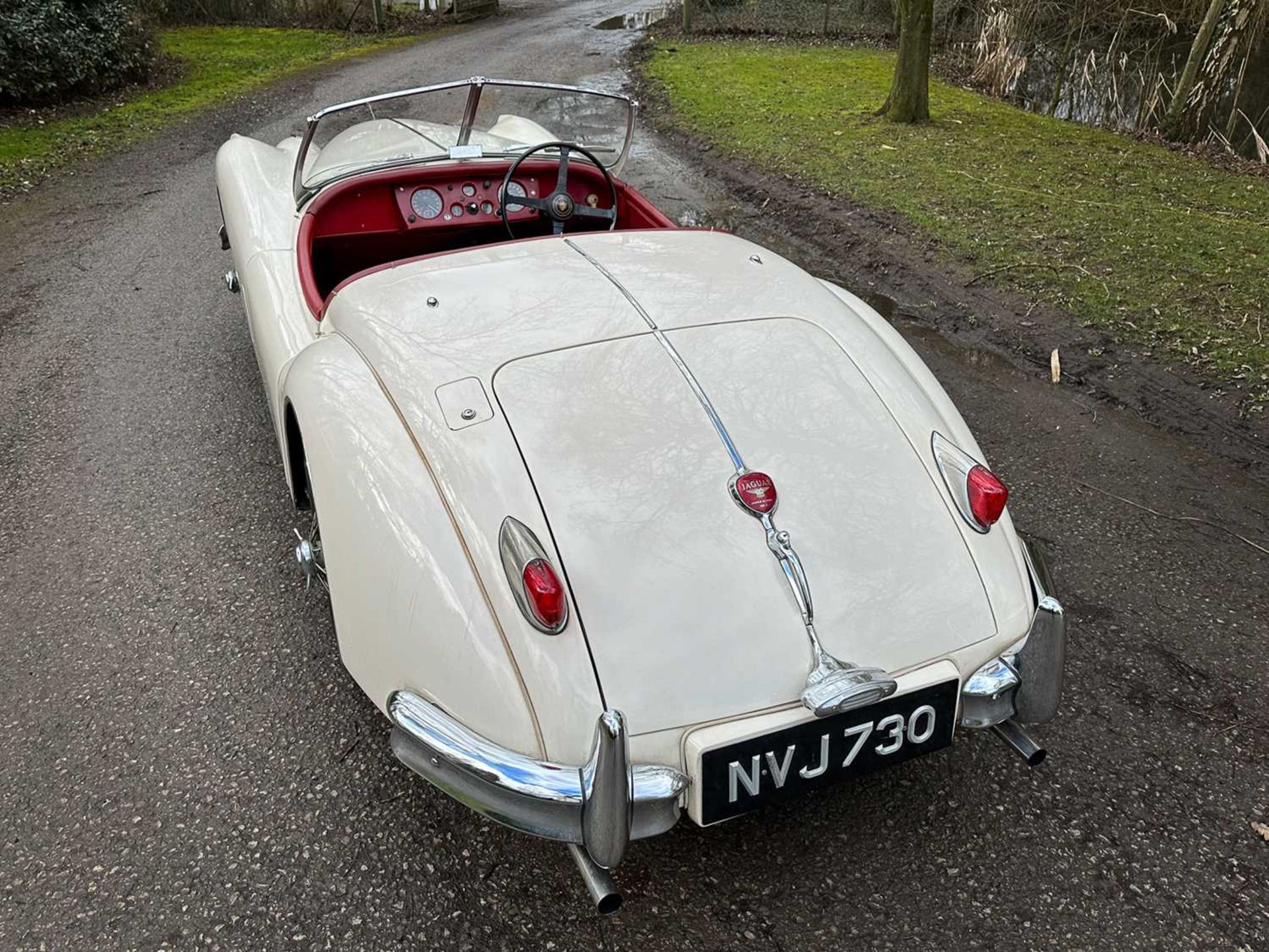 1956 Jaguar XK140 SE Roadster Home-market car. In the same family ownership for 33 years - Image 19 of 81