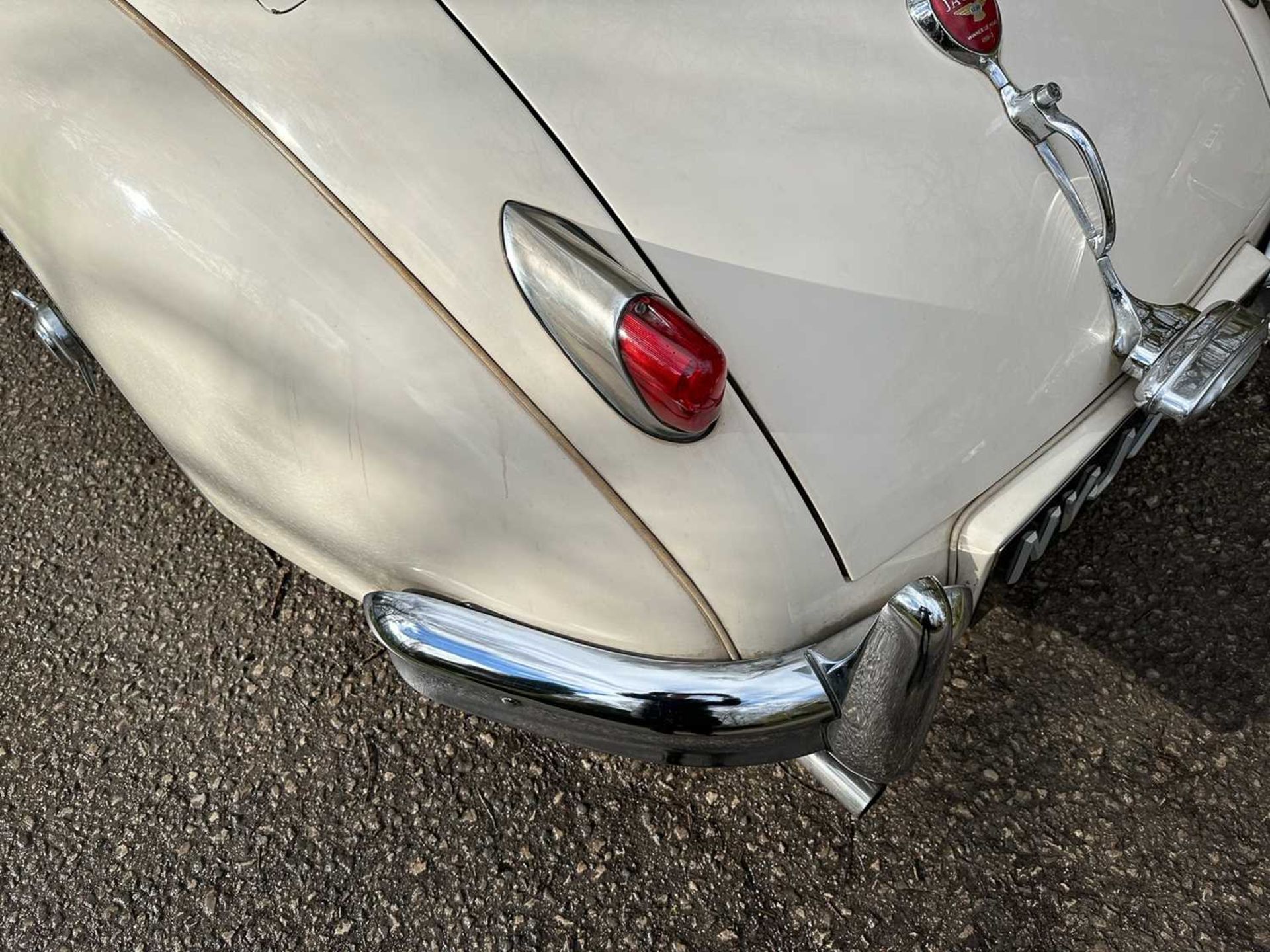 1956 Jaguar XK140 SE Roadster Home-market car. In the same family ownership for 33 years - Image 63 of 81