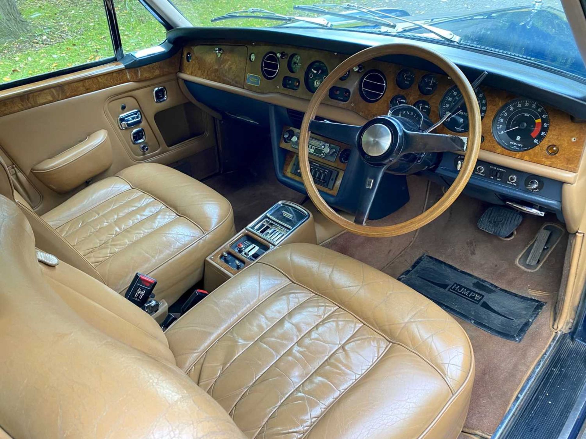 1971 Rolls-Royce Corniche Saloon Finished in Royal Navy Blue with Tobacco hide - Image 39 of 100