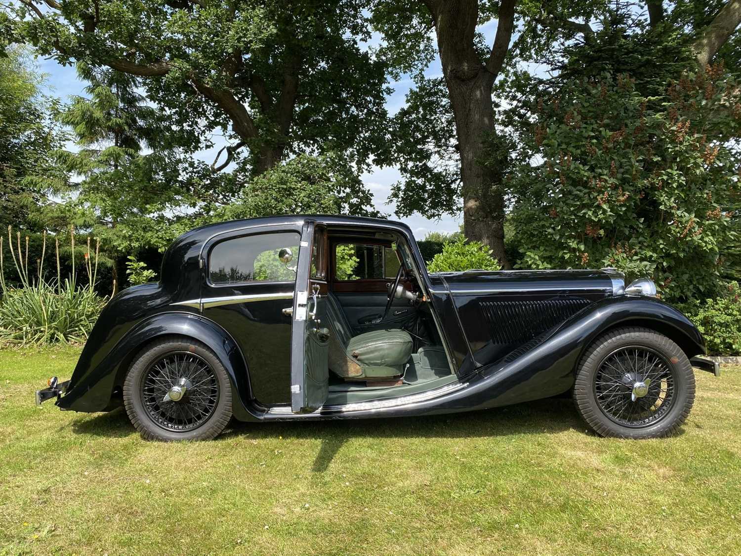 1937 Jaguar SS 1½-Litre Saloon Meticulously restored - Image 12 of 52