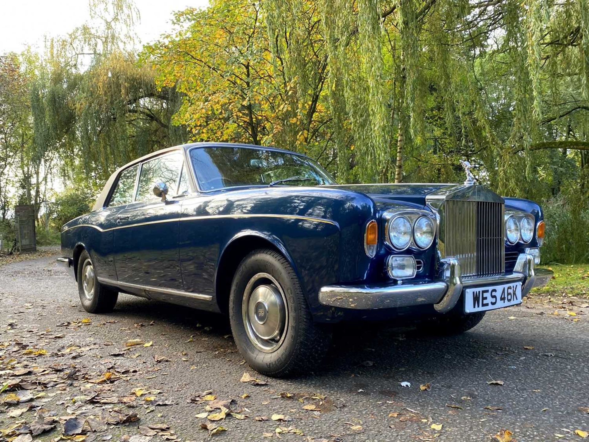 1971 Rolls-Royce Corniche Saloon Finished in Royal Navy Blue with Tobacco hide - Image 5 of 100