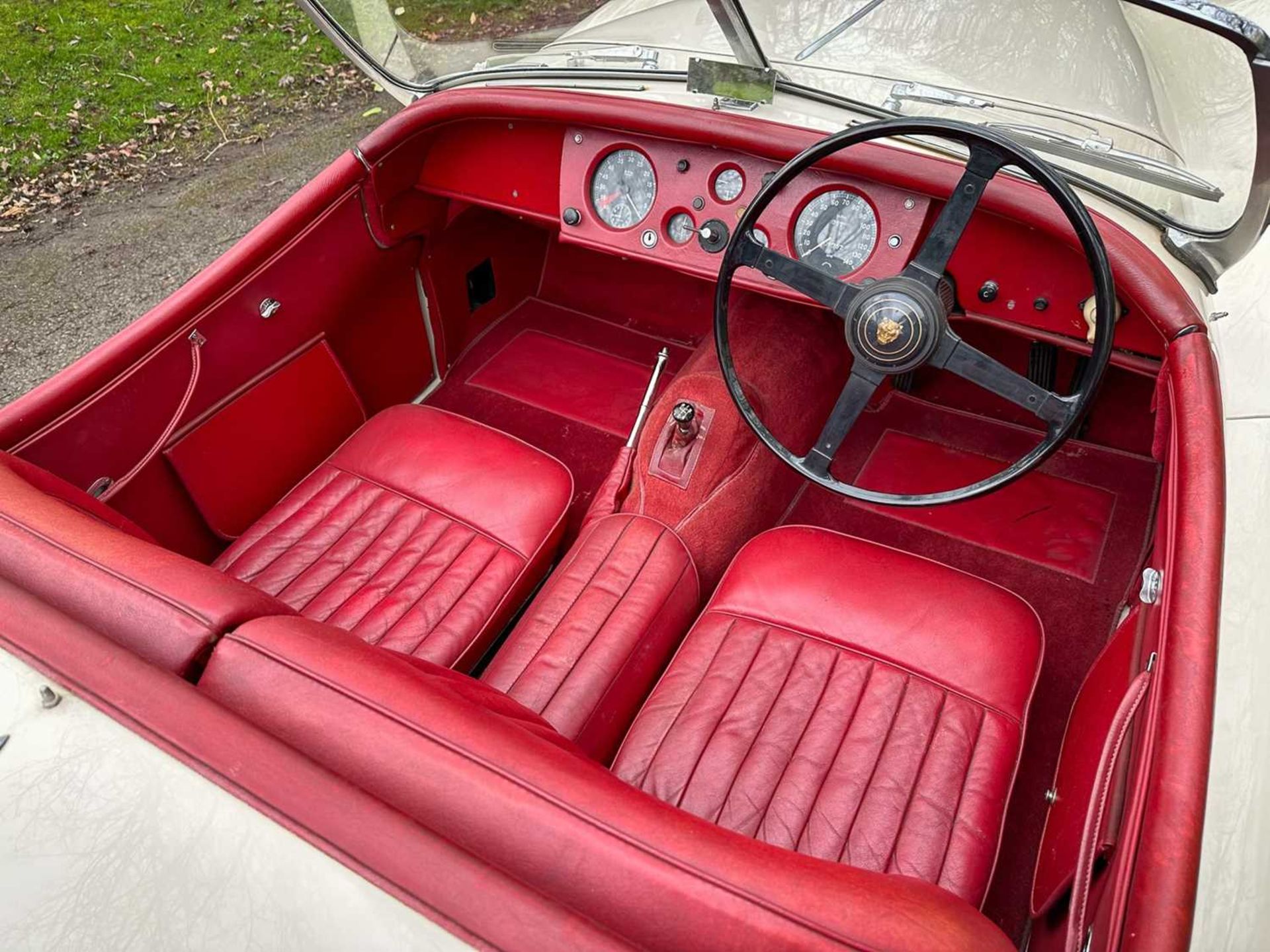 1956 Jaguar XK140 SE Roadster Home-market car. In the same family ownership for 33 years - Image 43 of 81