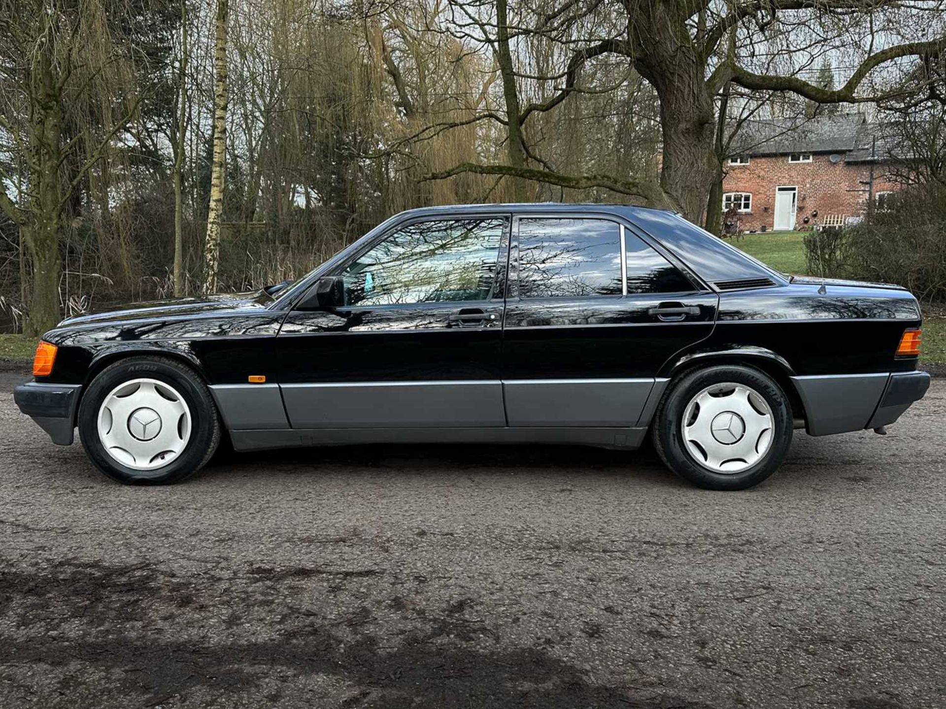 1992 Mercedes-Benz 190D *** NO RESERVE *** - Image 11 of 61