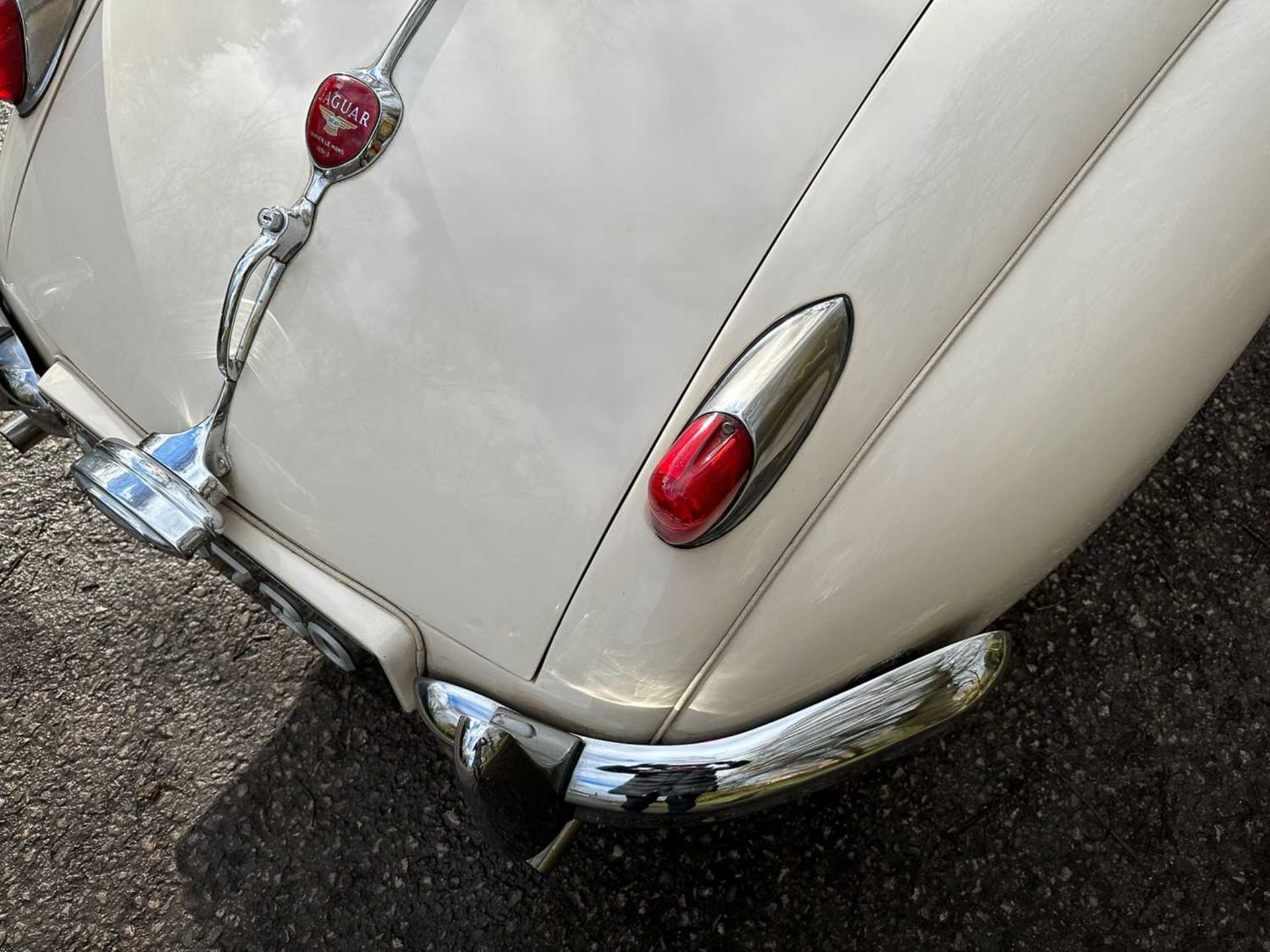 1956 Jaguar XK140 SE Roadster Home-market car. In the same family ownership for 33 years - Image 64 of 81