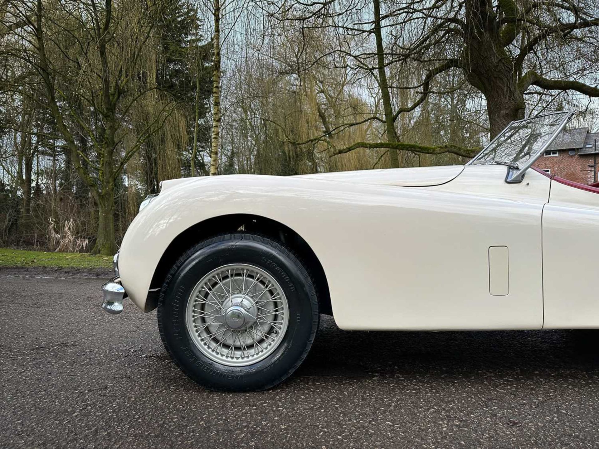 1956 Jaguar XK140 SE Roadster Home-market car. In the same family ownership for 33 years - Image 54 of 81