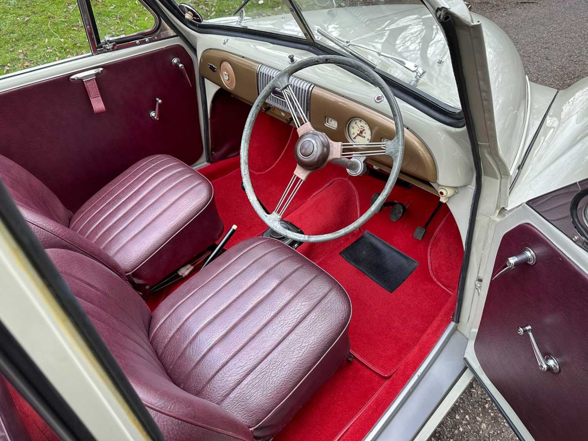 1954 Morris Minor Tourer Fully restored to concours standard - Image 40 of 100