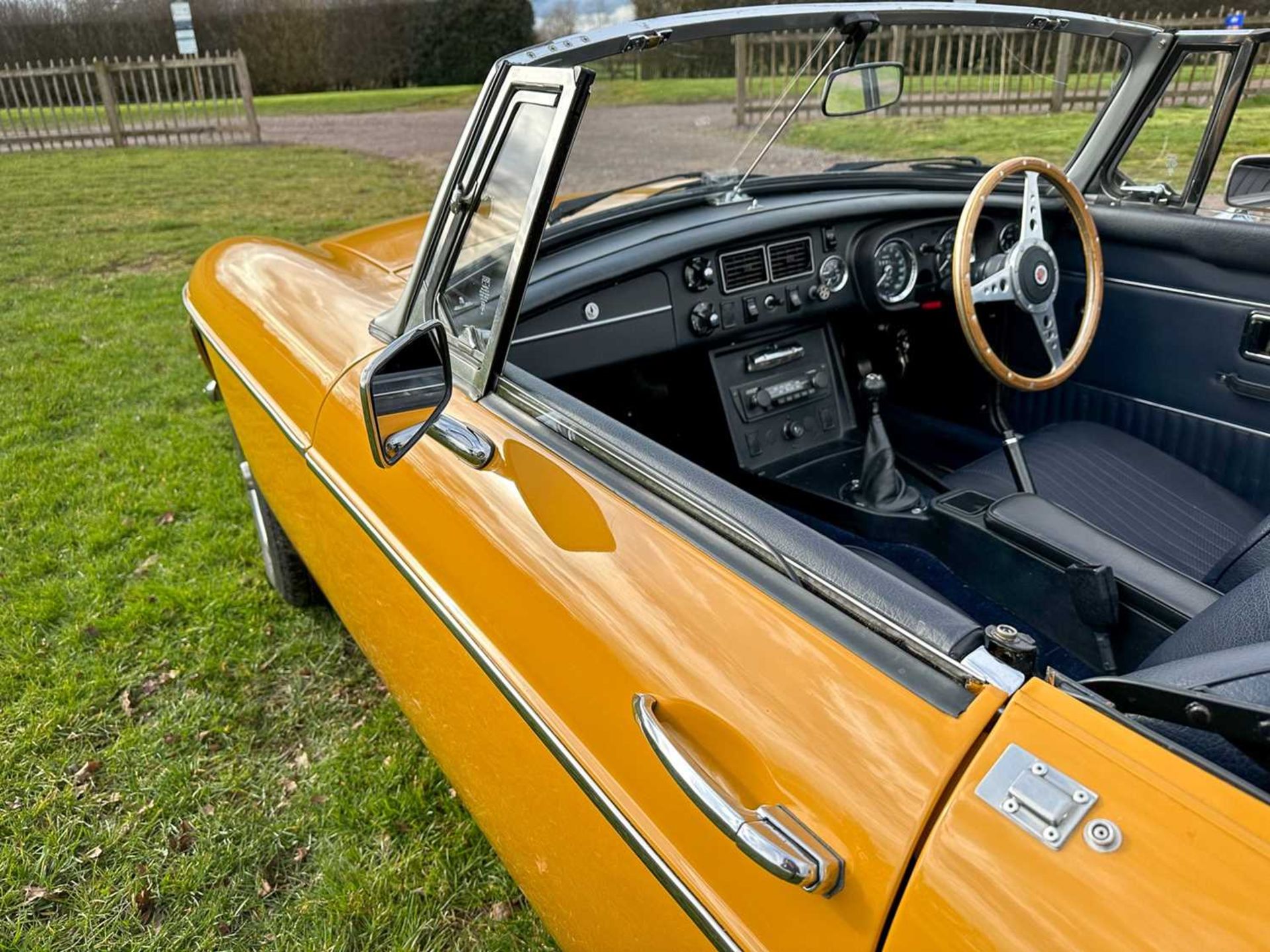 1973 MGB Roadster Comes with its original, transferable registration - Image 56 of 122