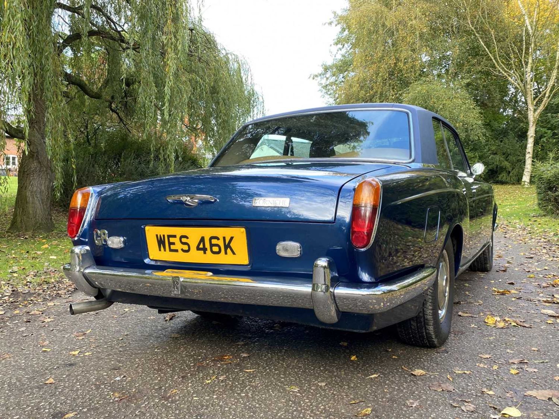 1971 Rolls-Royce Corniche Saloon Finished in Royal Navy Blue with Tobacco hide - Image 24 of 100