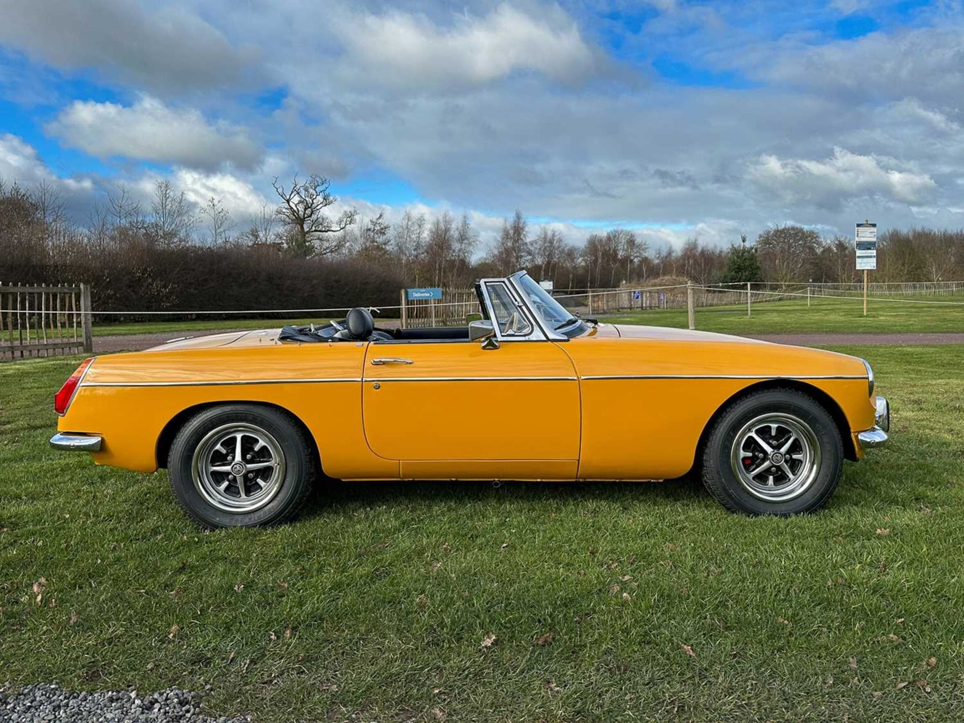 1973 MGB Roadster Comes with its original, transferable registration - Image 17 of 122