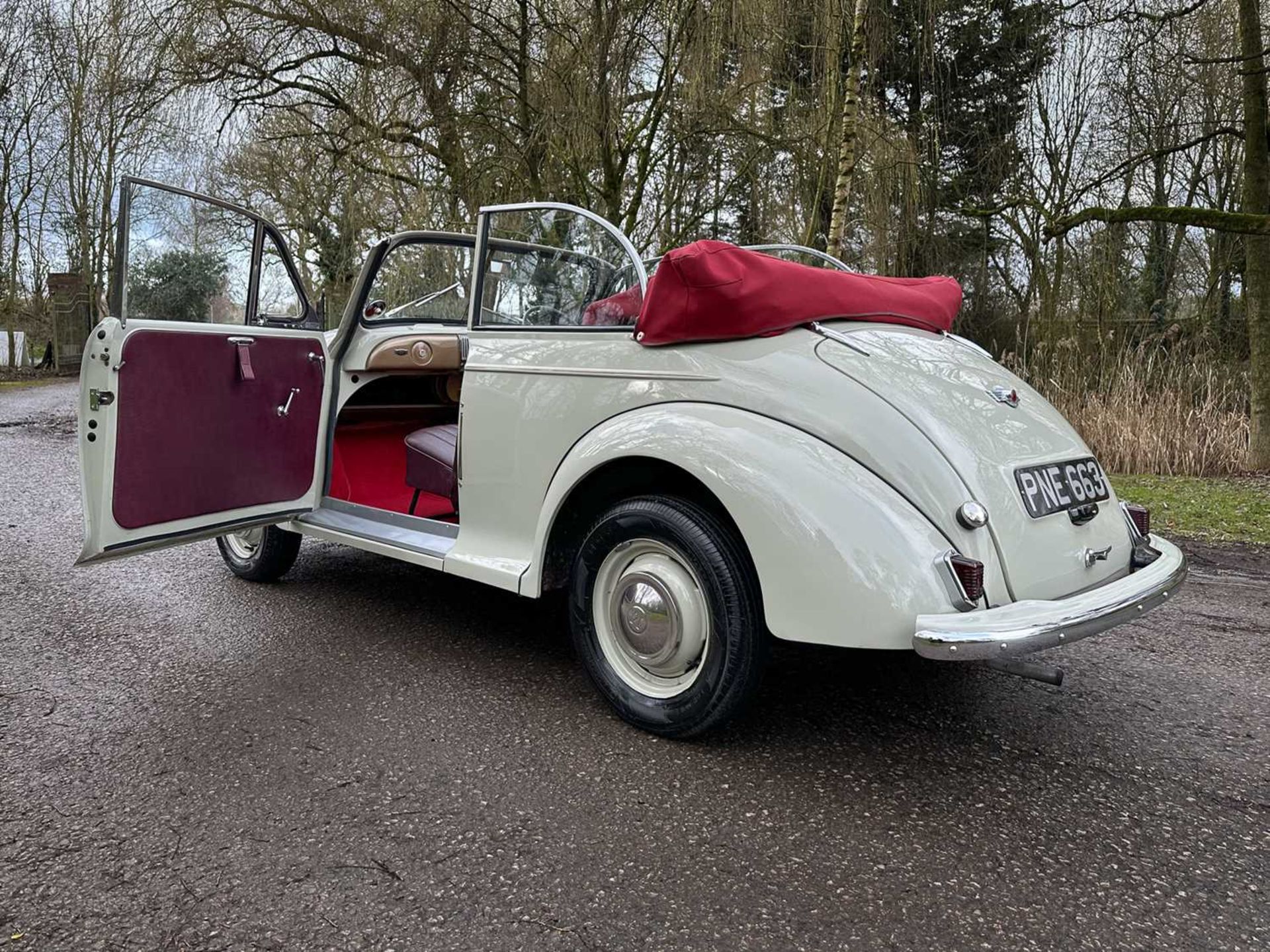 1954 Morris Minor Tourer Fully restored to concours standard - Image 36 of 100