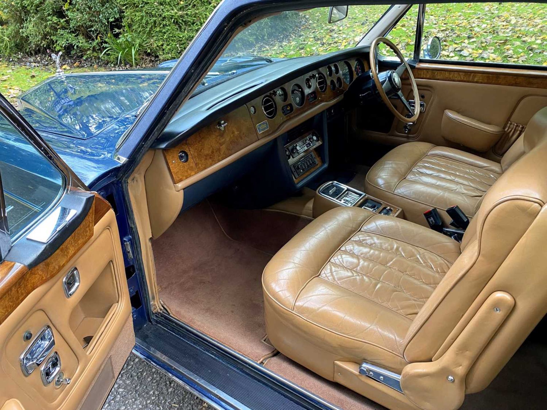 1971 Rolls-Royce Corniche Saloon Finished in Royal Navy Blue with Tobacco hide - Image 49 of 100