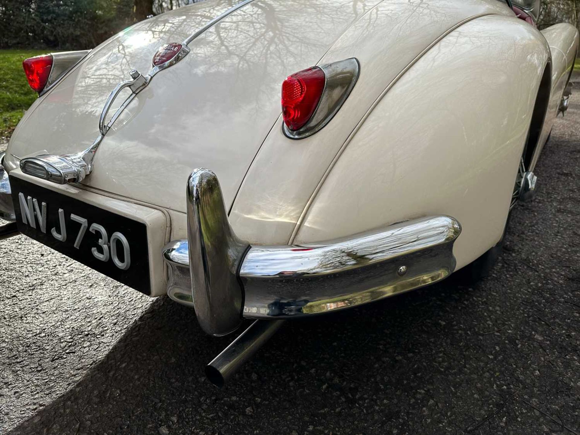 1956 Jaguar XK140 SE Roadster Home-market car. In the same family ownership for 33 years - Image 62 of 81