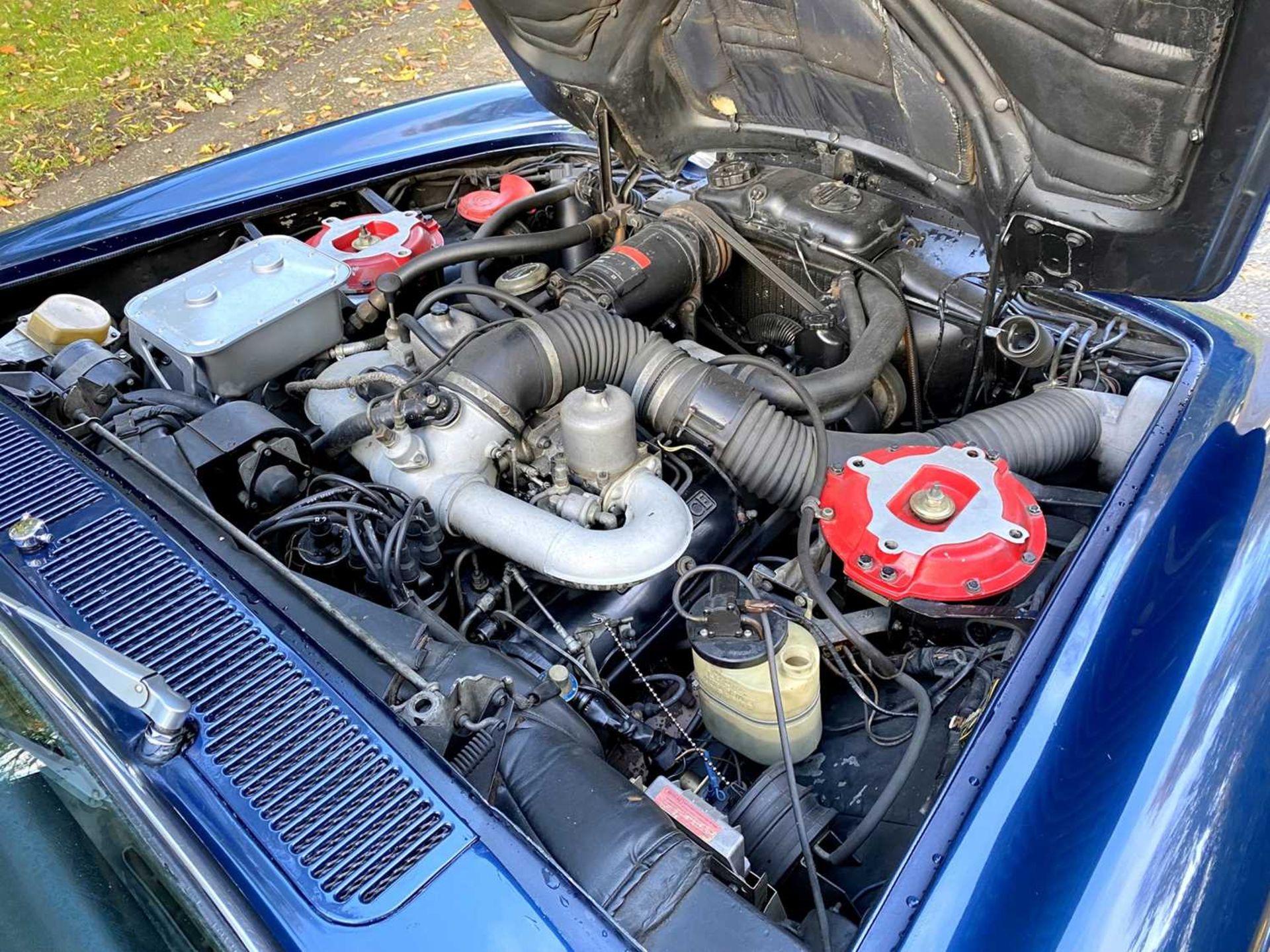 1971 Rolls-Royce Corniche Saloon Finished in Royal Navy Blue with Tobacco hide - Image 66 of 100