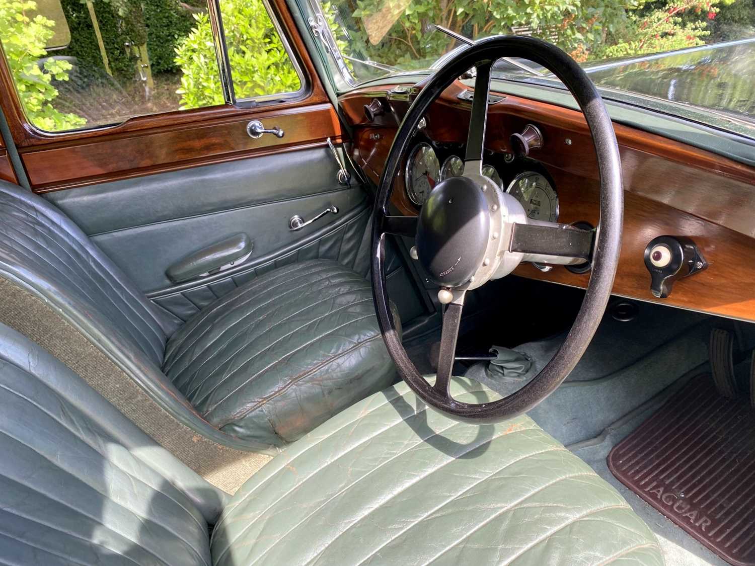 1937 Jaguar SS 1½-Litre Saloon Meticulously restored - Image 26 of 52