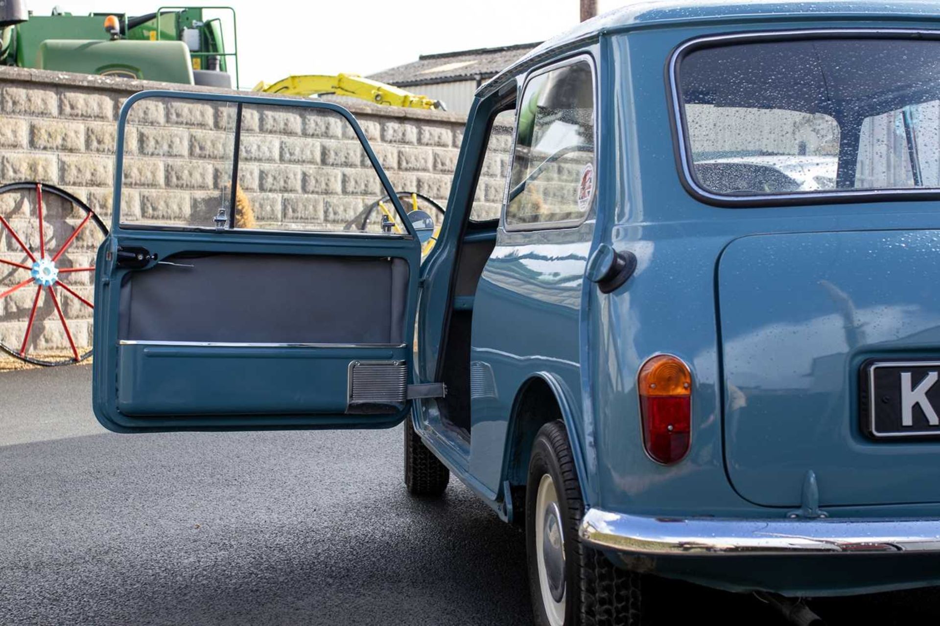 1959 Morris Mini Minor Early floor-start example, fully restored - Image 72 of 93