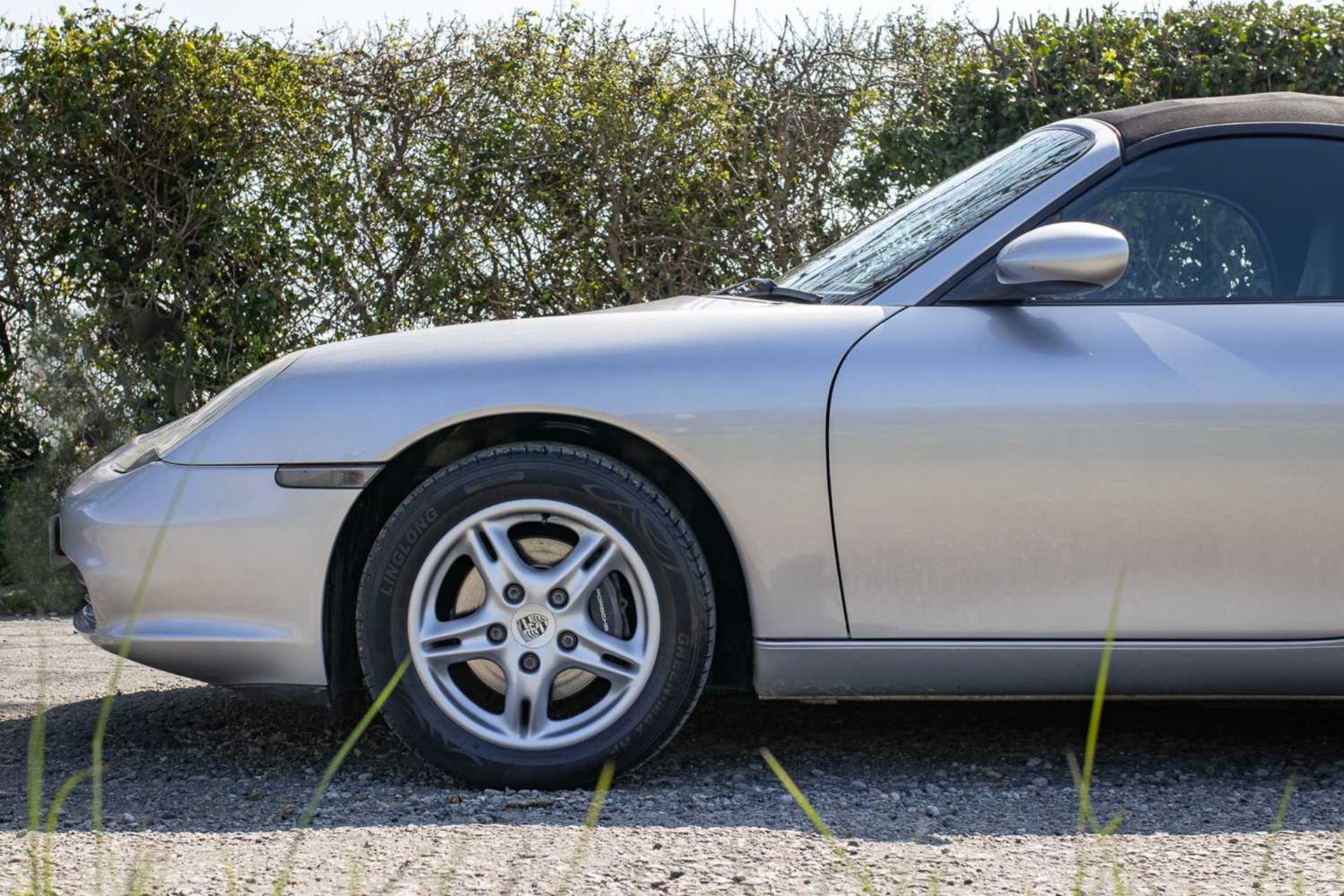 2003 Porsche Boxster 2.7  Desirable manual gearbox  - Image 24 of 85