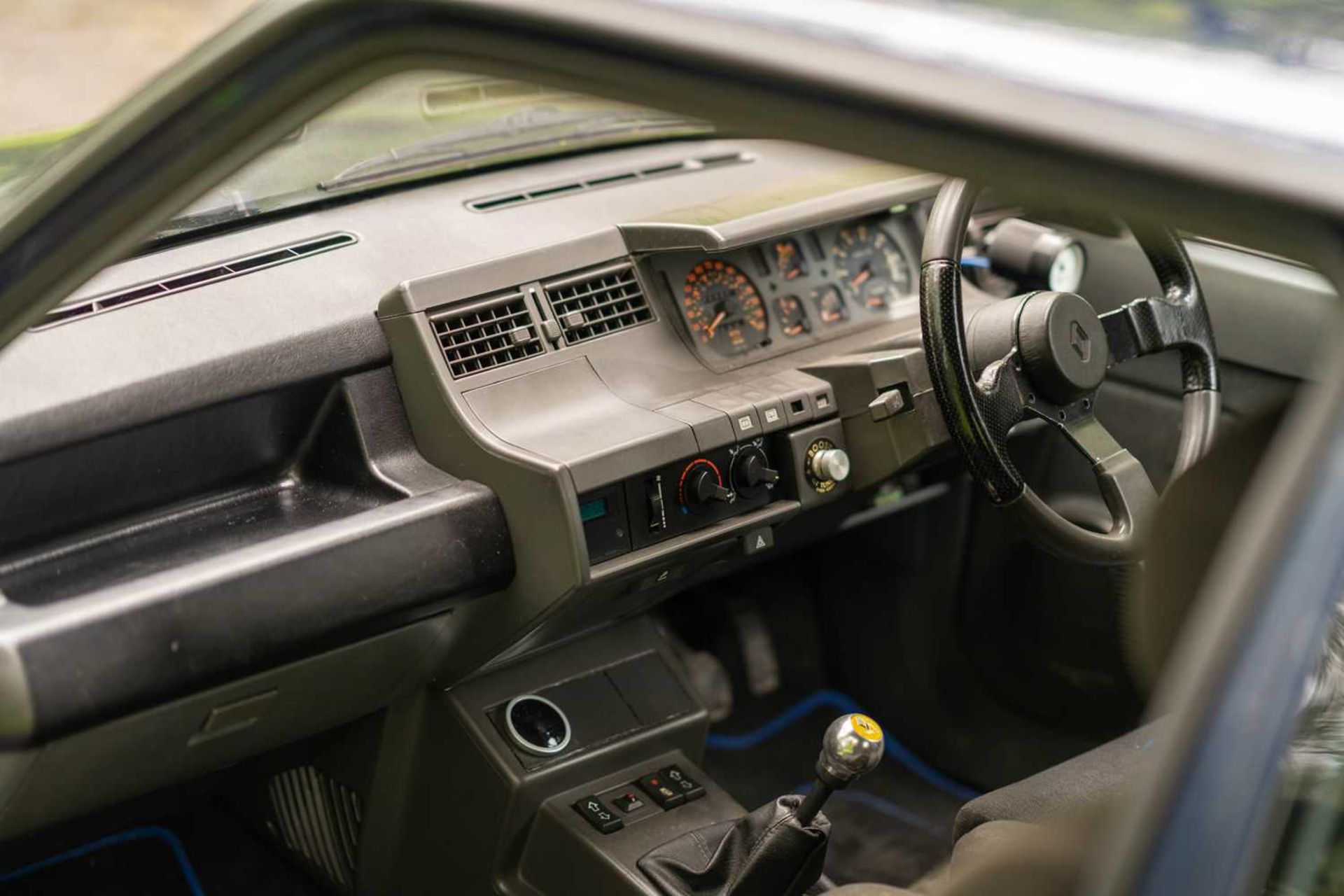 1990 Renault 5 GT Turbo Raider - Image 34 of 51