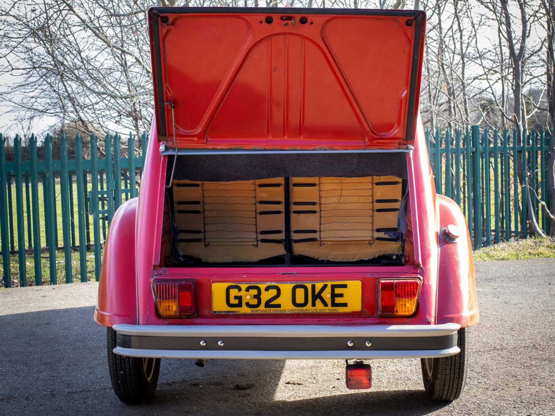 1989 Citroën 2CV6 Spécial Believed to have covered a credible 15,000 miles - Image 22 of 113