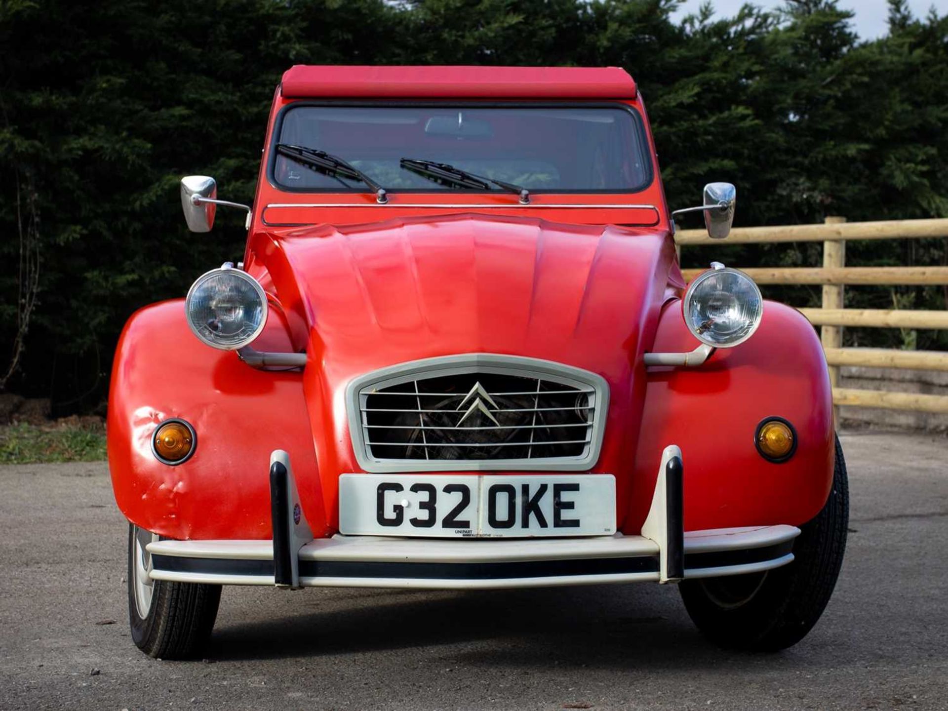 1989 Citroën 2CV6 Spécial Believed to have covered a credible 15,000 miles - Image 32 of 113