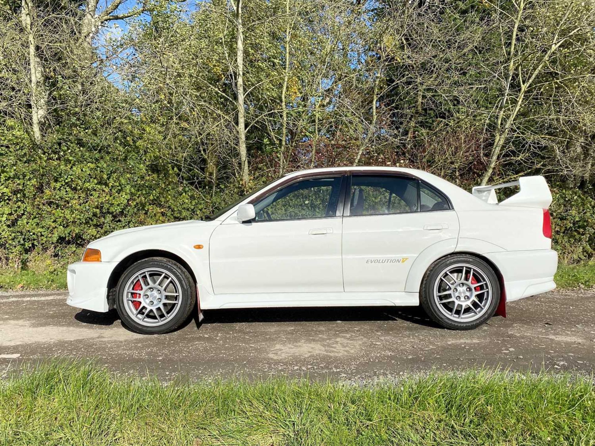 1998 Mitsubishi Lancer Evolution V GSR One UK keeper since being imported two years ago - Image 10 of 100
