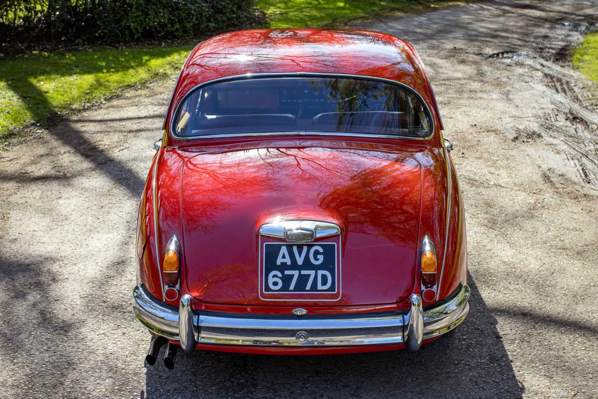 1966 Jaguar MKII 2.4 Believed to have covered a credible 19,000 miles, one former keeper  - Bild 40 aus 86