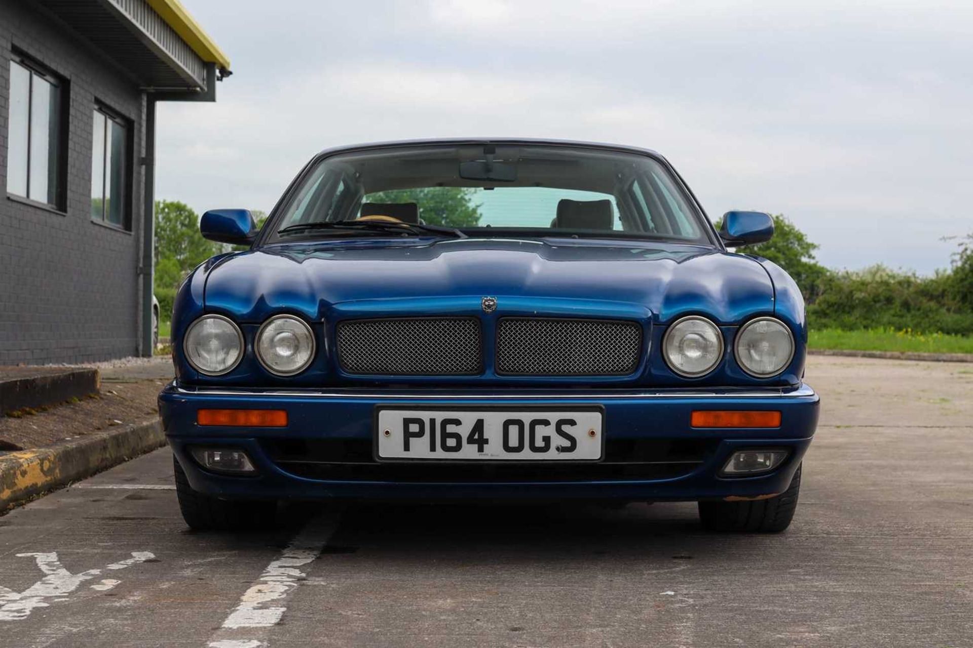 1996 Jaguar XJR 4.0 *** NO RESERVE *** - Image 2 of 59